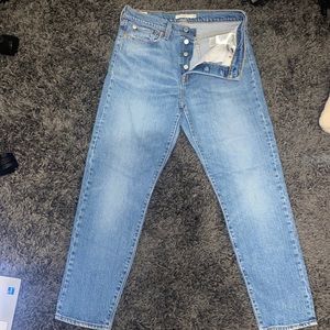 Levi’s Size 29 Wedgie Jean